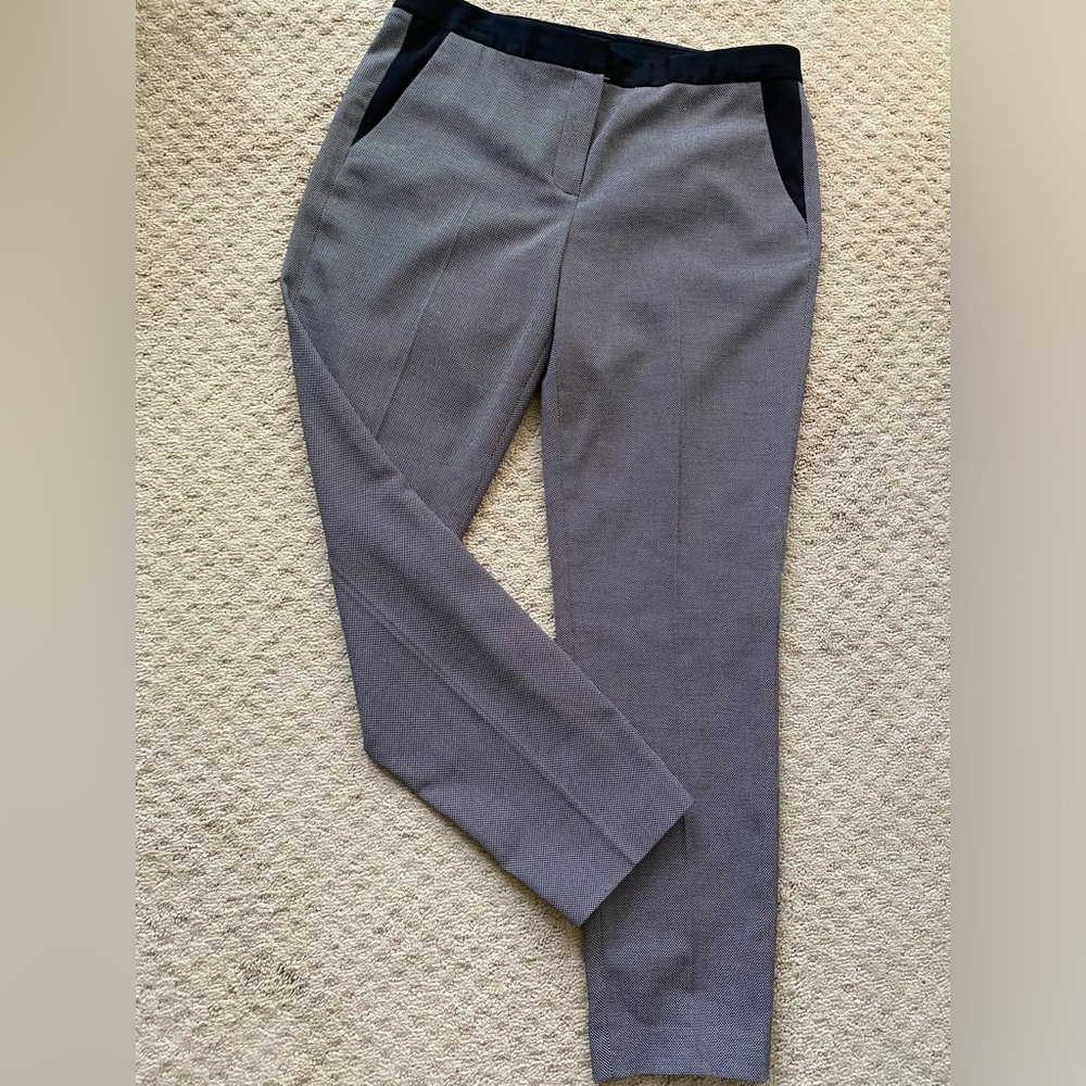 TAHARI women’s slim pants, size 10, ankle length